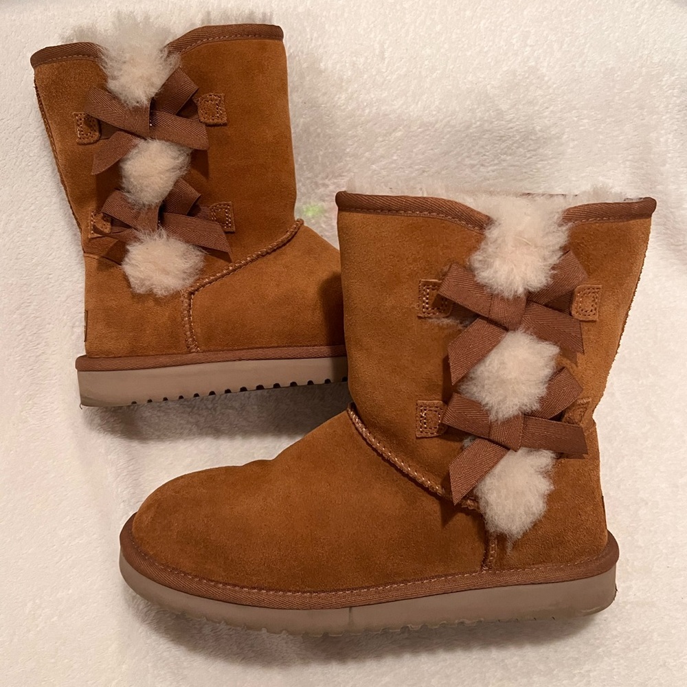 UGG Koolaburra lined boots Size 7